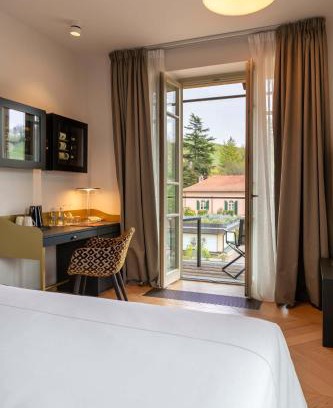 Serralunga d'Alba Hotel | Discover Villaggio Narrante: Pet-Friendly Getaway Awaits
