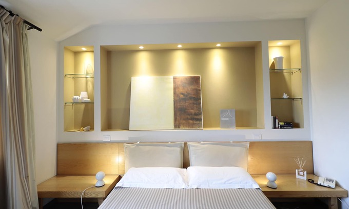 Ameglia Bed & Breakfast | Relaxing VillaOri at Mouth of Magra with Oceanfront Views