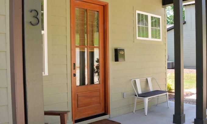 Jacksons' Gap House | Villas at Bay Ridge Unit 3