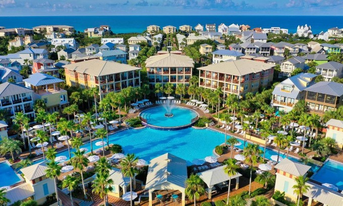 Seacrest Beach Apartment | Experience Villas at Seacrest with Oceanfront Amenities