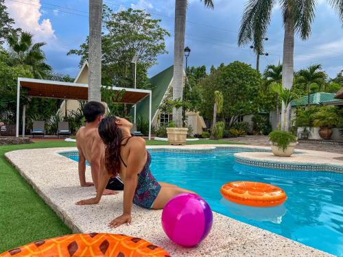 Jalpan de Serra Hotel | Relax at Villas El Encanto: Family-Friendly with Pool