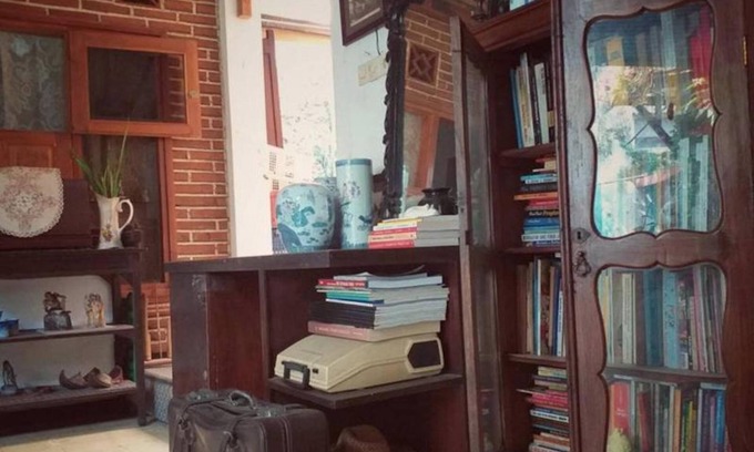 Klojen Bed & Breakfast | Cozy Homestay Villas in Batu, Indonesia with Great Amenities