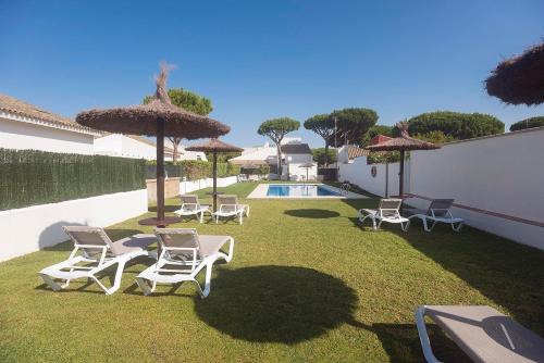 Chiclana de la Frontera Resort | Experience Villas La Barrosa: Oceanfront Bliss Awaits