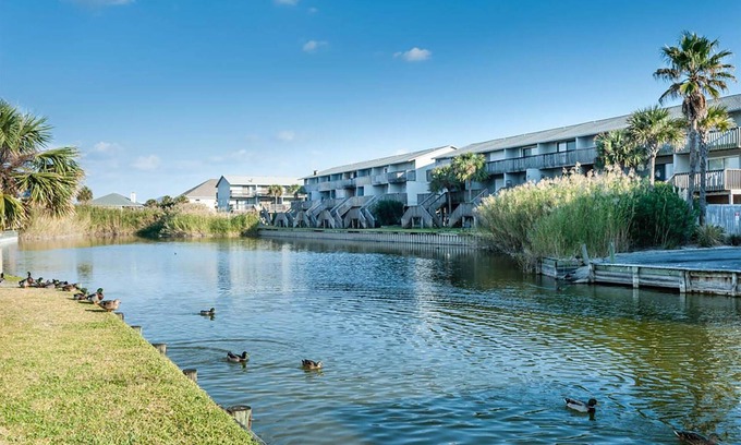 Pensacola Beach Condo | Villas on the Gulf Unit J8