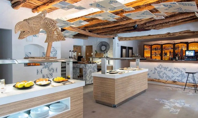 Sant Francesc Xavier Apartment | Experience Villas Paraíso de los Pinos with Oceanfront Bliss