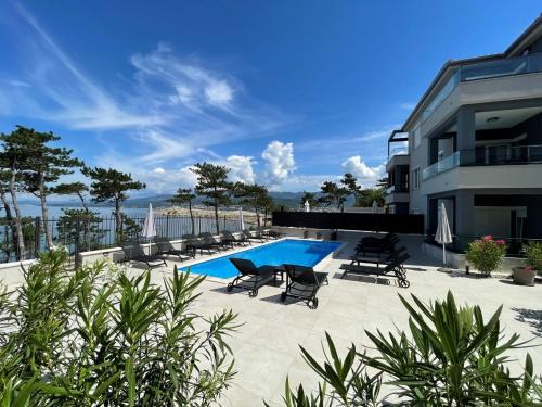 Silo House | Discover Villas Punta Silo: 5-Star Poolside Retreat