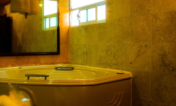 Villa Coapa Hotel | Discover Villas y Suites Real Azteca: Spa & Breakfast Included