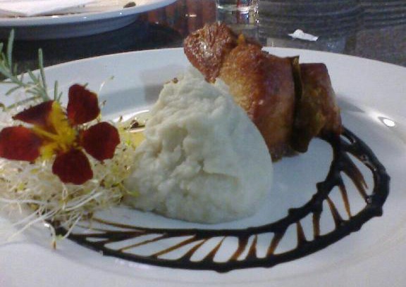 Brumadinho Hotel | Comfortable Ville de Montagne Hotel with Pool & Breakfast