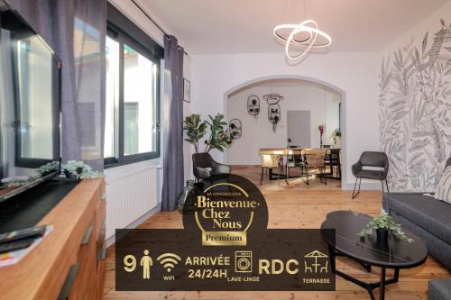 Vallieres House | Discover VILLE ET VOLCANS - Family-Friendly Retreat Awaits