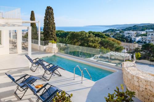 Castro Marina Apartment | Indulge in Ville Palà - Castro: 4-Star, Pet-Friendly Retreat