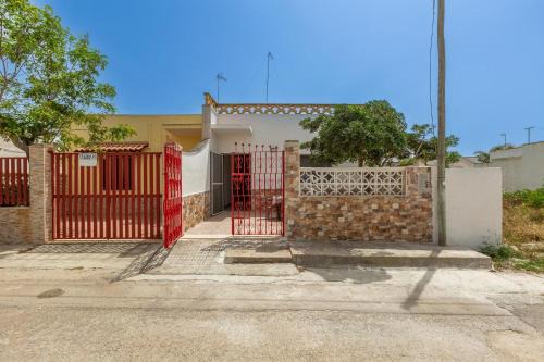 Torre Lapillo House | Family-Friendly Villetta Arimar in a Prime Location