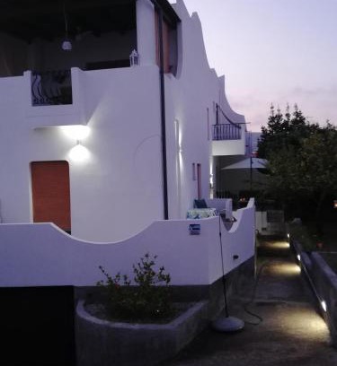 Lipari Historic Centre House | Discover Villetta Aurora: Pet-Friendly with 9.4 Rating