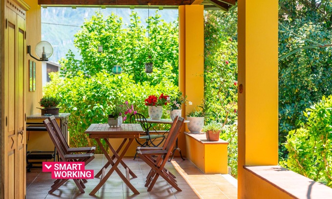 Bellagio Ski Chalet | Charming Villetta Camelia with Garden and Lake View