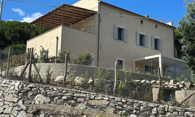 Campo nell'Elba Villa | VILLETTA ELBANITA " The Breath of the Island "