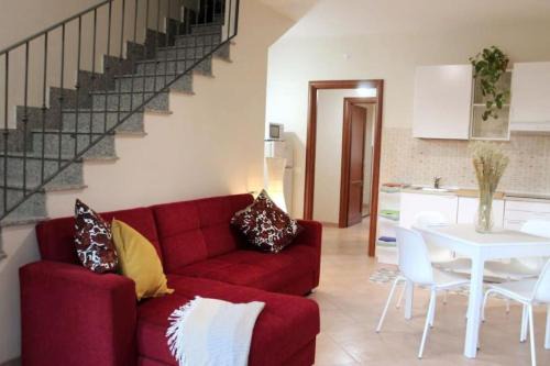 Zona XVI Torrenova House | Convenient Villetta with Metro Access, Wi-Fi & Parking