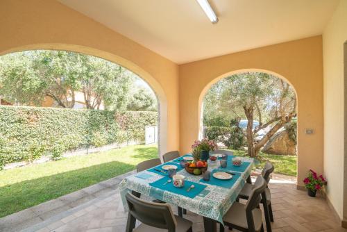 Case Peschiera-Lu Fraili House | Pet-Friendly Villetta La Cinta - Highly Rated at 9.3/10