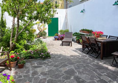 Marina di Pisa Villa | Elegant Villetta Stile Liberty with Oceanfront Views