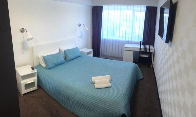 Paratunka Hotel | Vilyuchinskaya Inn: Guest Rated 10/10 with Hot Tub Access