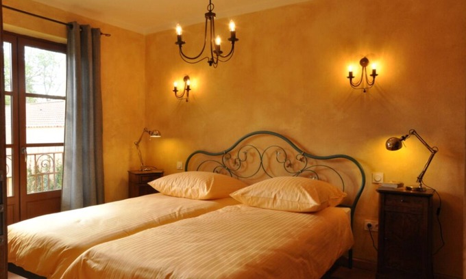 Poilhes Apartment | Vinauberge, Gîte Cabernet: Scenic Flat by Canal du Midi
