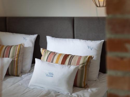 Darlowko Apartment | Charming Vincent Apartamenty in Darłówek with Ocean Views