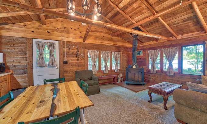 Levering Cabin | Vincent Lake Cabin #4