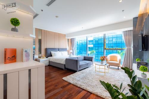 Dong Khoi Apartment | Oceanfront Retreat at VINCOM Center, District 1