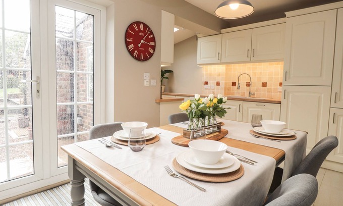 St Michaels Cottage | Vine Cottage