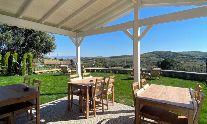 Bozcaada Bed & Breakfast | Vinea Bozcaada: Guest Rated 10/10 with Dining & Breakfast