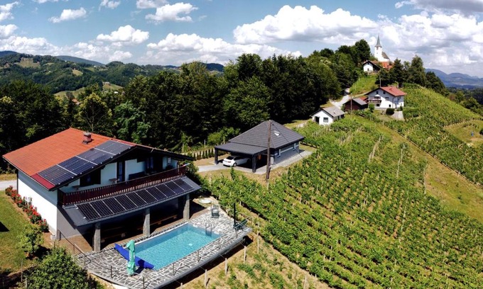 Spodnja Polskava House | Pet-Friendly Vineyard Paradise Senica with Great Amenities