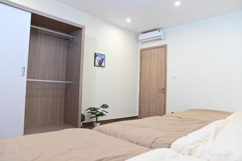 Van Giang Villa | Pet-Friendly Vinhomes Ocean Park: Family Retreat Awaits!