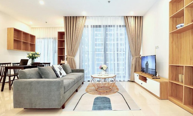 Tu Liem Apartment | Elevate Your Stay at Vinhomes Smart City with Private Beach