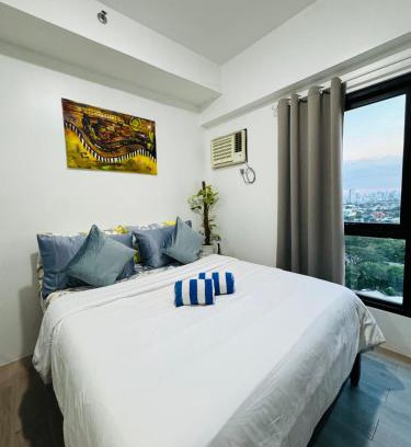 Phil-Am Apartment | Trendy Vinia Infinity Studio: WiFi, Netflix & Pool Access