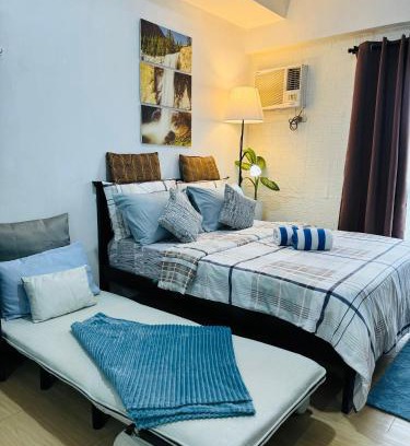 Phil-Am Apartment | Stylish Vinia Infinity Studio II: WiFi, Netflix & Pool Access
