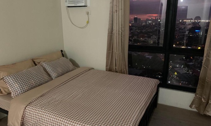 Phil-Am Apartment | Discover Vinia Residence: 4-Star Accessibility Awaits You