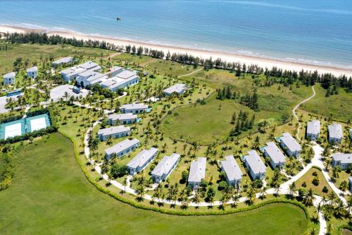 Loc Ha Villa | Relax at Meliá Vinpearl Cua Sot Beach Resort - 5-Star Retreat