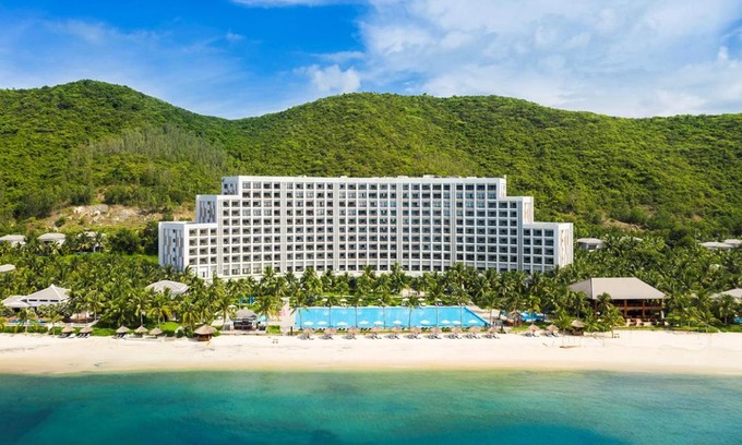 Nha Trang Resort | Experience Vinpearl Resort & Spa Nha Trang Bay's Oceanfront Bliss