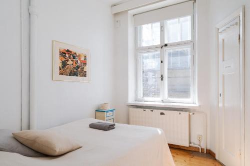 Etu-Toolo Apartment | Retro 1BR Apartment in Kamppi - Guest Rated: 9.5/10