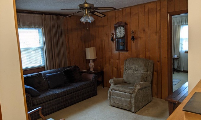 Burlington House | Cozy 2-Bedroom Retreat with Expansive Yard Space