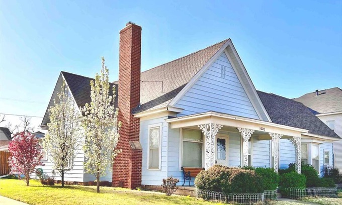 El Reno House | Discover Vintage 66: Hoff House of El Reno for Families