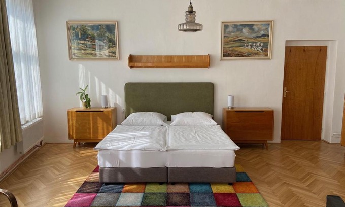Litomysl Apartment | Charming Vintage Apartment in the Heart of the City