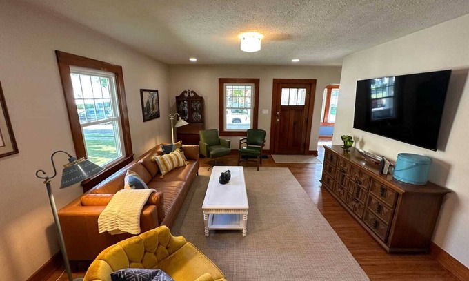 Van Wert House | Experience Vintage Charm on Elson Ave with Family-Friendly Amenities