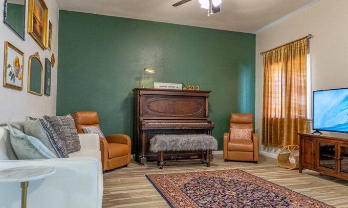 Enterprise Cottage | Charming Vintage Cottage with Ocean Views & Pet-Friendly Amenities