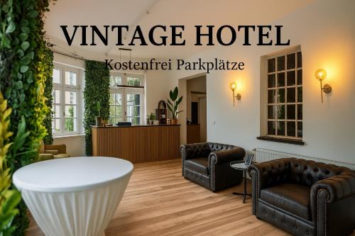 Rhein-Erft-Kreis District Hotel | Vintage Hotel Kontaktlos: Pet-Friendly & Breakfast Included