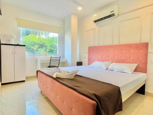 Indira Nagar House | Vintage-Inspired Hotel with Family-Friendly Amenities