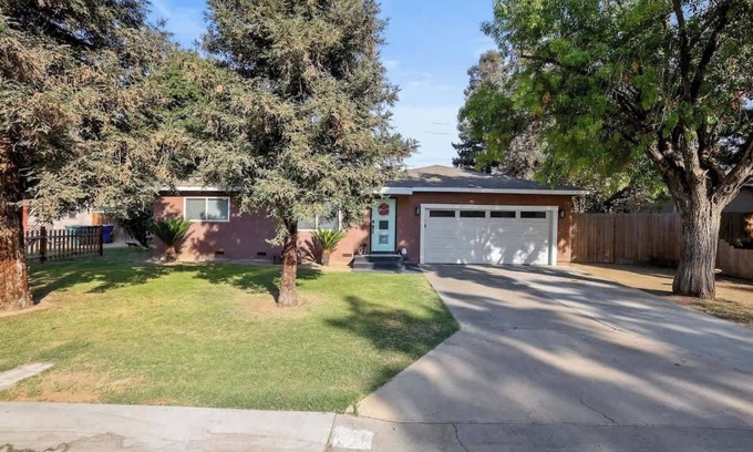 Tulare House | Discover The Vintage Soul Near Sequoia Ntl Park