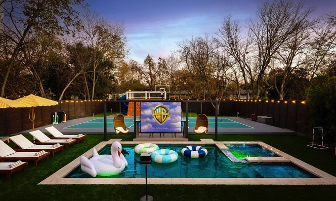 Brentwood House | Vinyl Vault: Pickleball, Pool, Playground, Poker