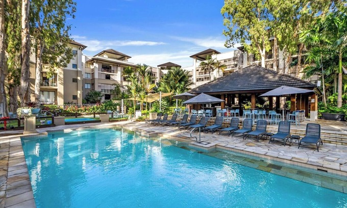 Palm Cove Resort | Relax at Violet in Temple Resort: Island Living Awaits