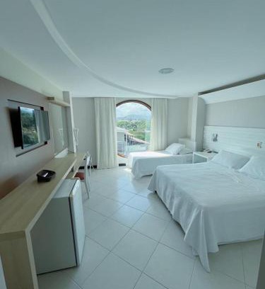 Meaipe Hotel | Discover Violeta Meaípe Hotel with Oceanfront Dining & Views