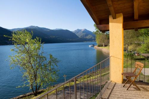 Crabbia House | Violina Casa Vacanze: Oceanfront Retreat with Private Beach