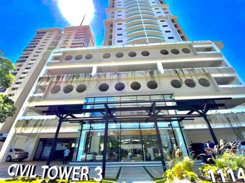 La Julia Apartment | Experience the VIP Deluxe Suite with Pool and Ocean Views